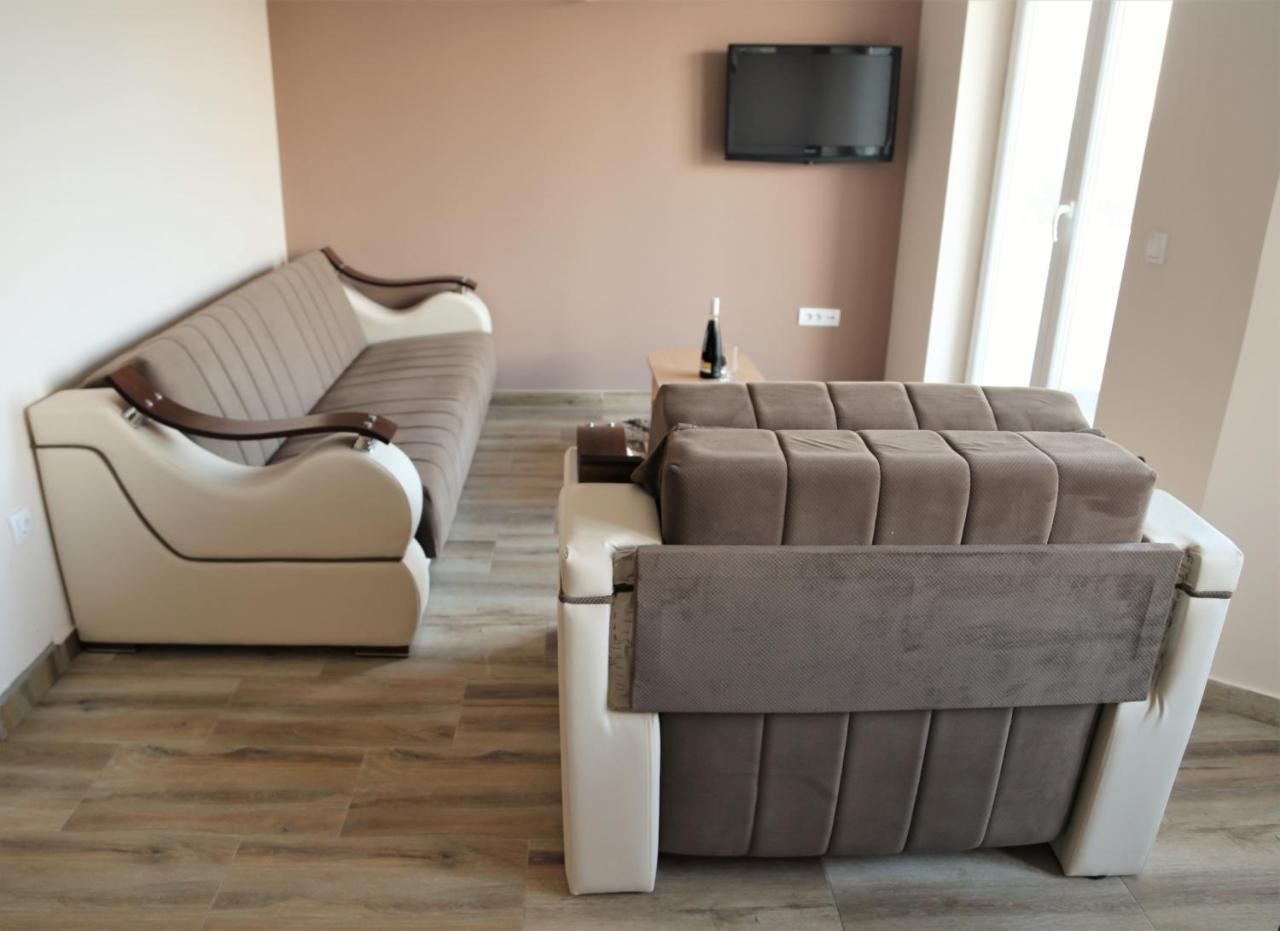 Fruskogorska Idila Apartmani Vrdnik Zewnętrze zdjęcie