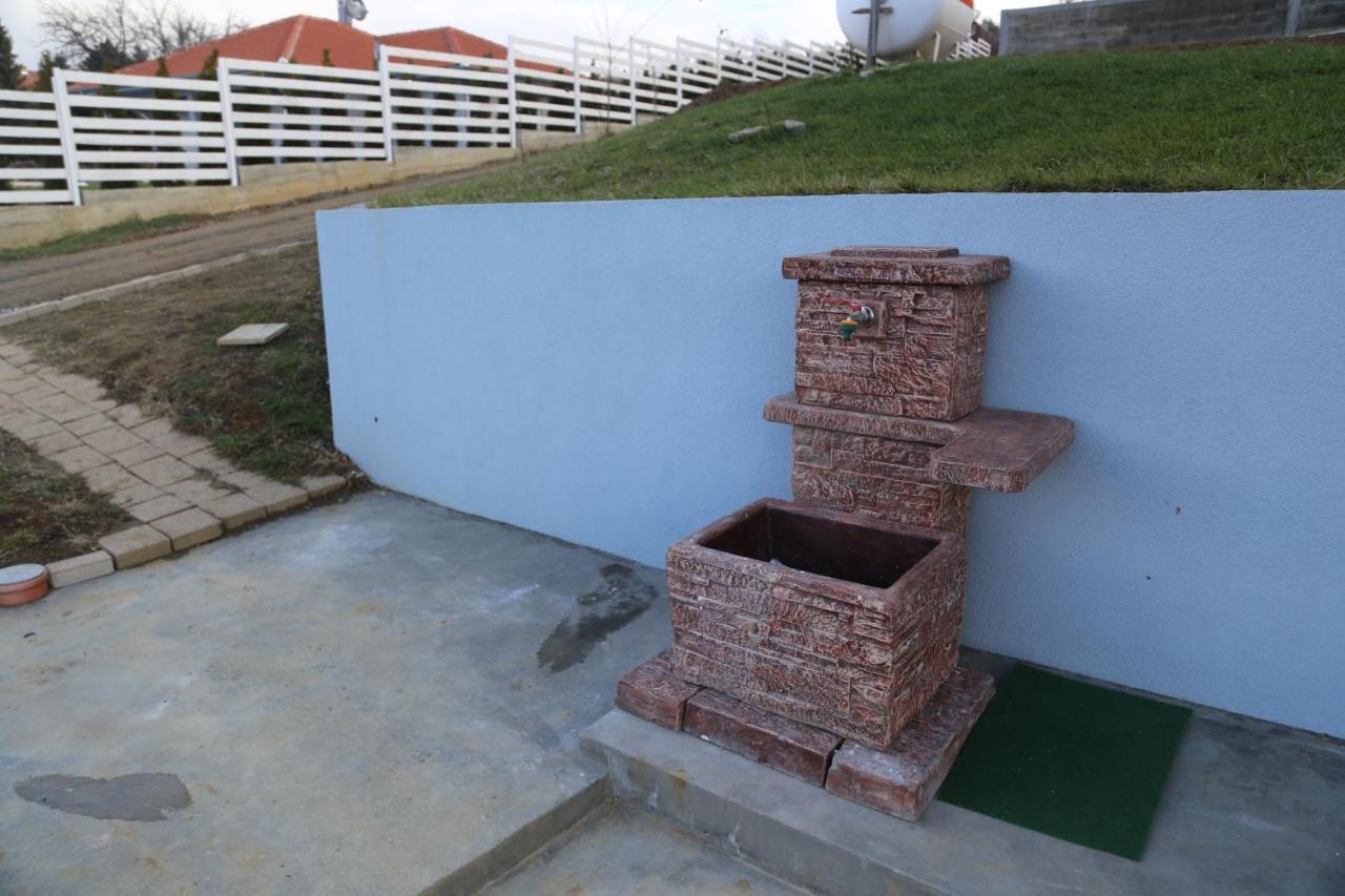 Fruskogorska Idila Apartmani Vrdnik Zewnętrze zdjęcie